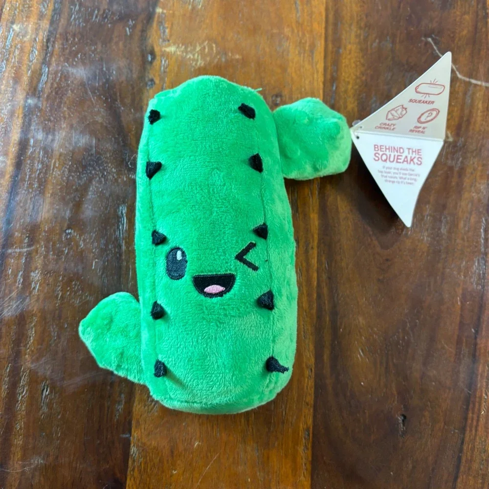 BARK Garcia The Cactus Rip N Reveal Squeaky Crinkle Plush Dog Toy M-L 210437